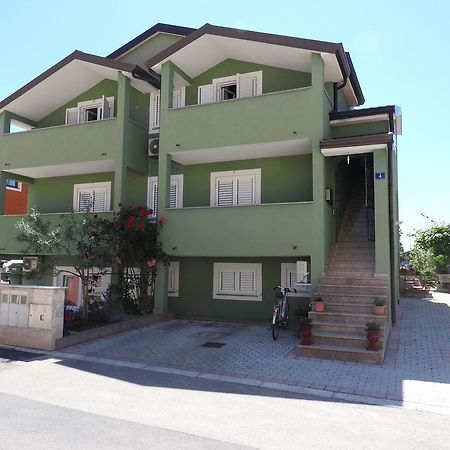 Zajim Apartment Umago Exterior foto