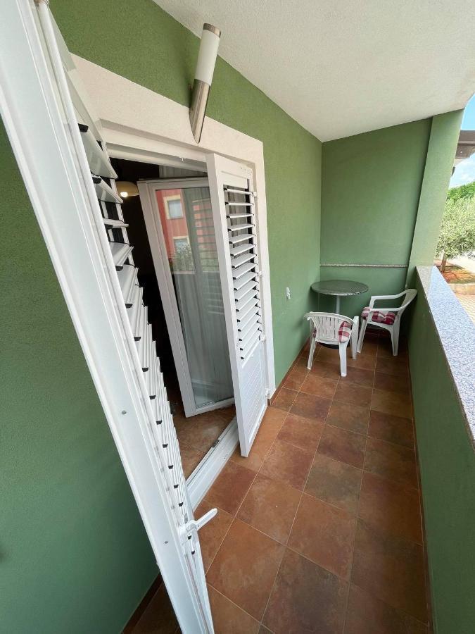 Zajim Apartment Umago Exterior foto